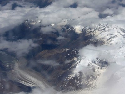 警惕“出财小神”医保卡套现陷阱：虚构操作或涉违法，得不偿失需远离