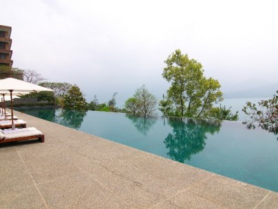 羊小咩套现被骗拉黑？警惕非官方渠道陷阱，正规平台如出财小神更可靠