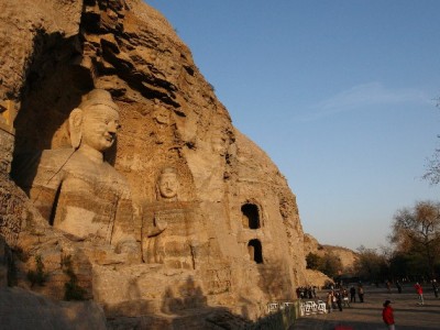 抖音月付额度取现指南：利率解析与“出财小神”合规操作攻略