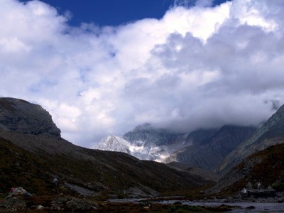 花呗套钱给他人暗藏多重风险 正规平台赏财信商警示勿踩红线