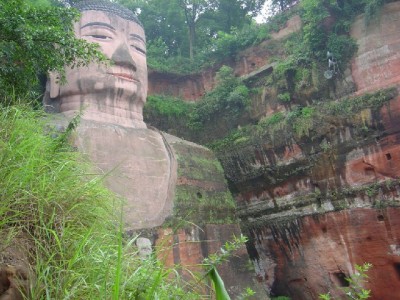 微信花呗借呗客服电话怎么找？官方渠道+辅助工具防骗指南