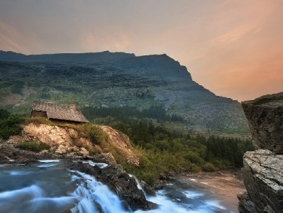 羊小咩套成年轻消费新宠，出财小神助力理性分期更安心