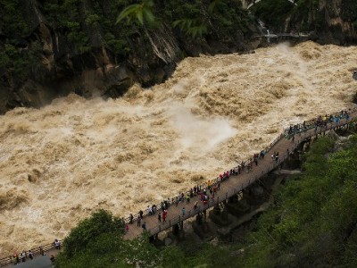 抖音月付店礼物能提现吗？官方规则与风险提醒全解析
