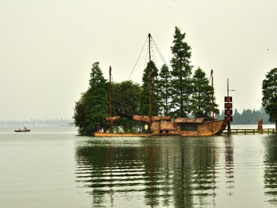 支付宝扫商家码能用花呗吗？开通条件与商家工具指南