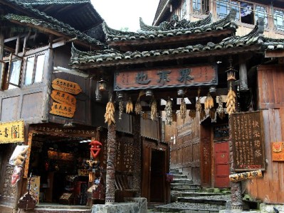 抖音月付能提现到微信吗？这些风险和正规咨询渠道要知道（出财小神提醒）