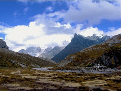 花呗提现风险多？出财小神教你合规应对资金周转难题