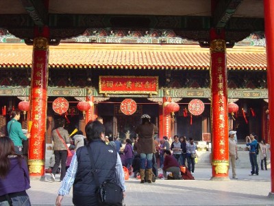 钱柜套花呗风险重重！合规借贷选安出掌柜更安心