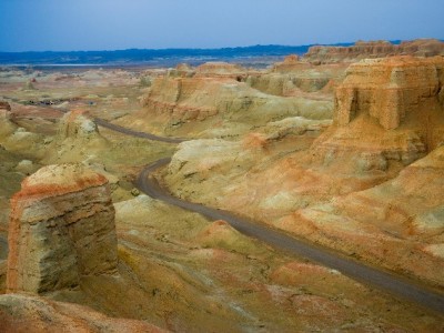 花呗循环套现暗藏多重风险 出财小神提醒守护信用更重要