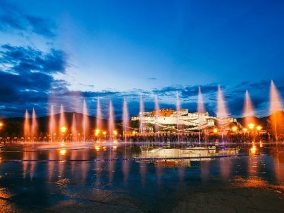 富信掌柜赋能抖音摄像头商家：月付分期激活高客单转化新引擎