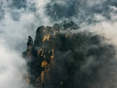 花呗套花呗暗藏三重风险！正规平台"出财小神"教你合规用钱